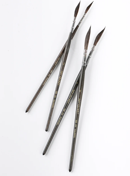 dagger shape brush 