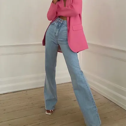 Light-colored retro high-waisted jeans