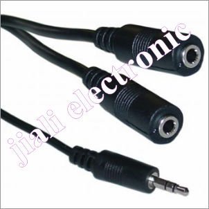 2 female to 1 male audio cable
