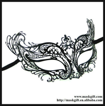 New Wholeasale Design MA003-BK Gloss Black Venetian Metallic Masquerade Ball Mask With Clear Crystals