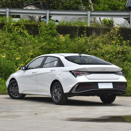 2023 Hyundai Elantra 1.5L CVT GLS