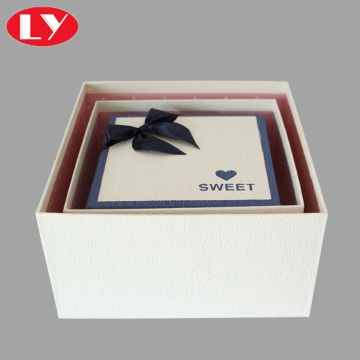 Top and bottom gift box with lid packaging