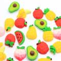 Χονδρικό ροδάκινο Διάφορα φρούτα σε σχήμα επίπεδης ρητίνης Cabochon Τραπέζι κουζίνας Ψυγείο Διακόσμηση Spacer DIY Craft Decor
