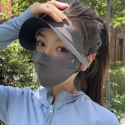 Breathable Full Face Ice Silk Sunscreen Mask for Women Golfing