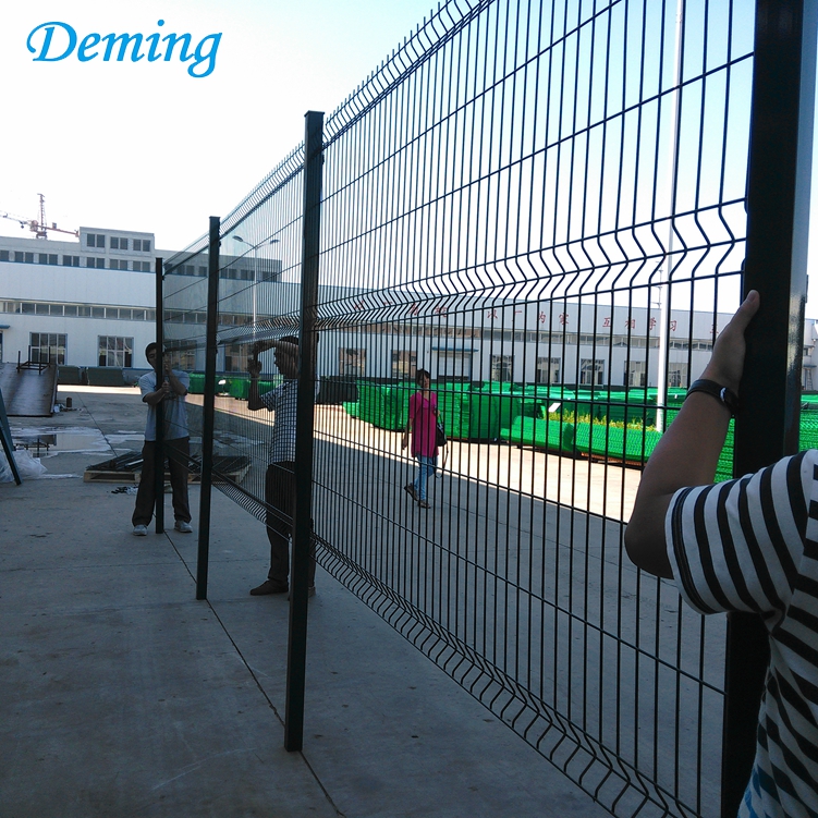 PVC coated welded 3d curved wire mesh fence