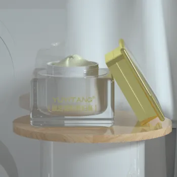REVITALIZING SNOW CREAM