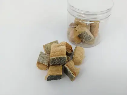 Freeze Dried Grasshopper Natural OEM Cat Snacks Wholesale