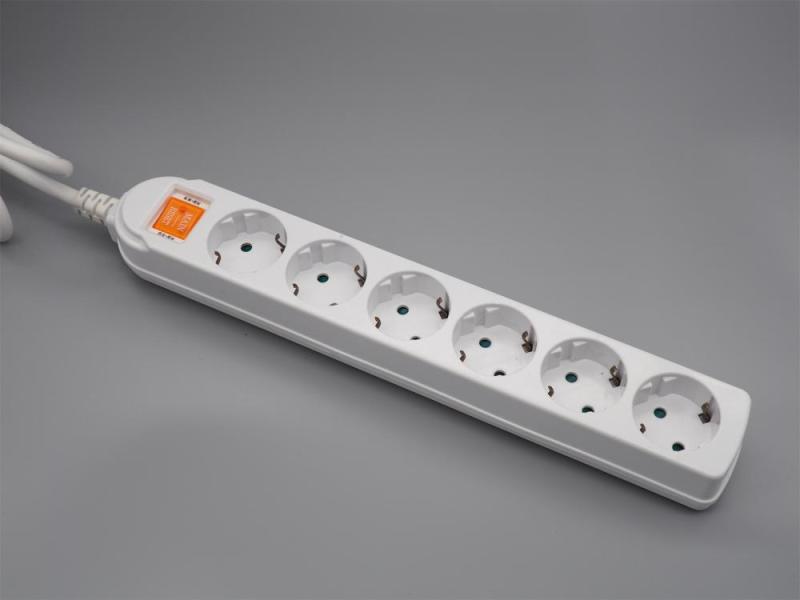 YS 4/5/6 German Power Strip with Circuit Breaker