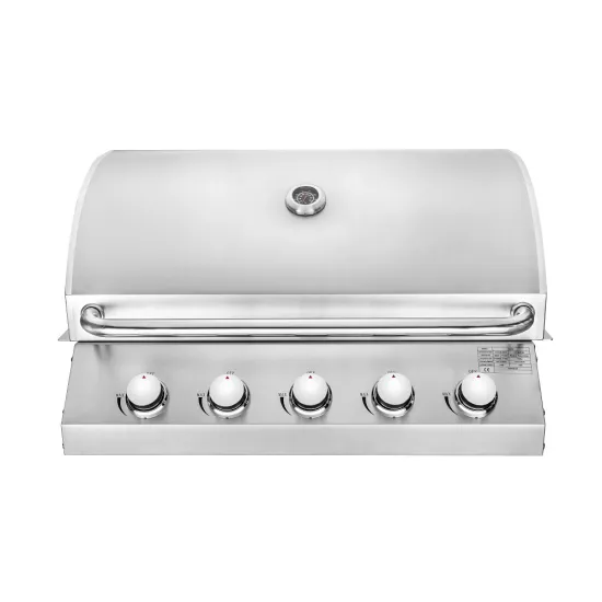 Outdoor Kitchen With Built-in Bbq Gas Grill