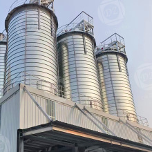 Стоманена табела със стоманена плоча за готови суровини