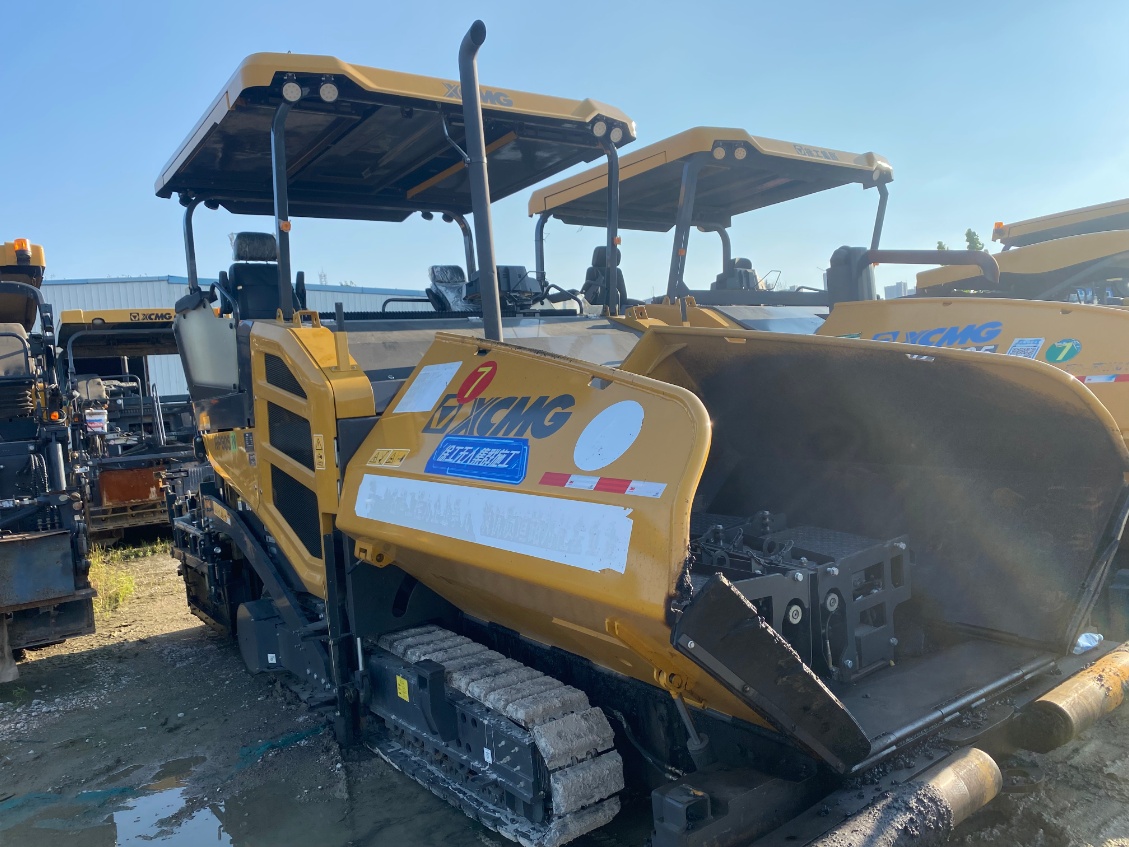 Used XCMG Asphalt Pavers RP805IV Road Paver