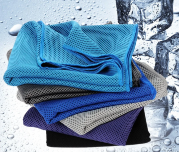 Monochrome cold towel
