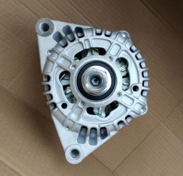 OEM Alternator 24V 55A for Deutz Tractor Letrika Iskra (11.203.396, 11.203.155, 0118-2959)