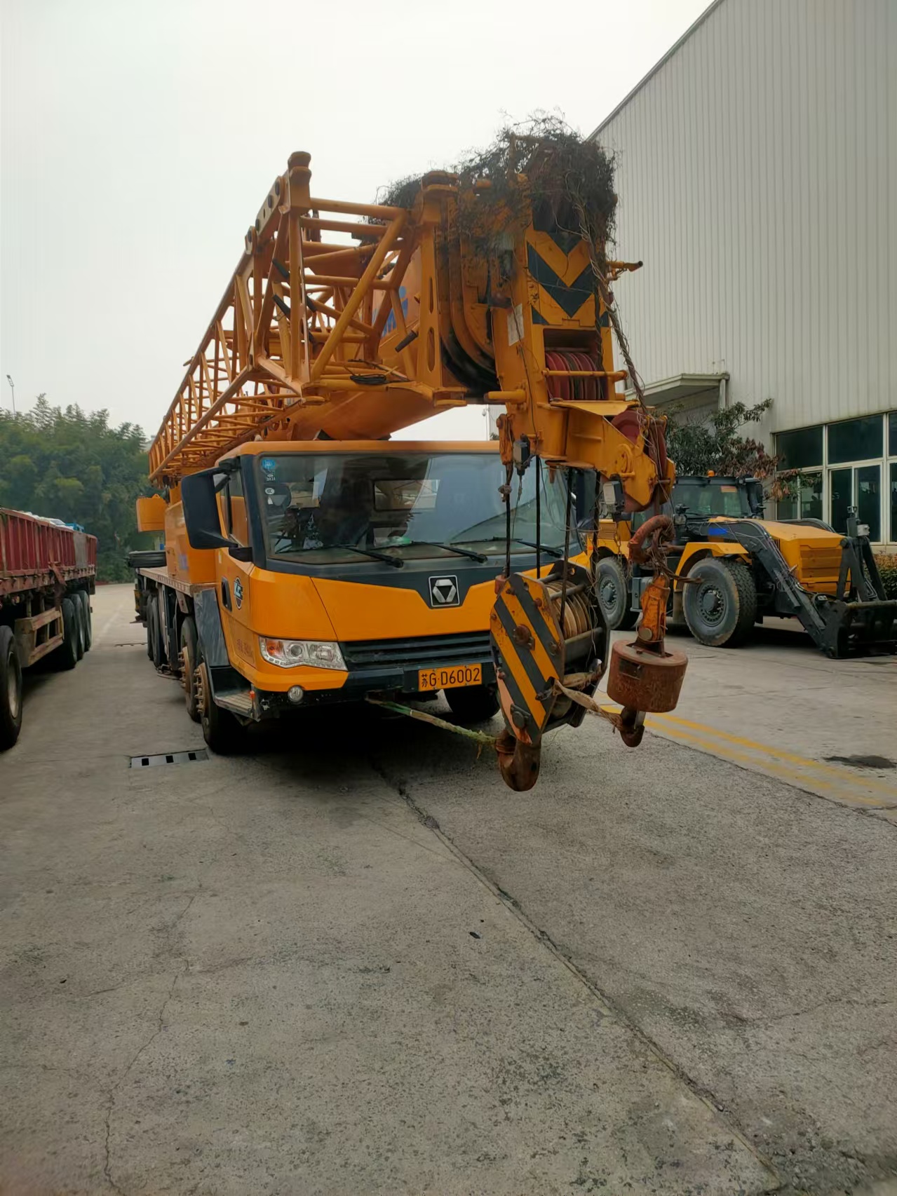 Budget 5-ton crane with corrosion-resistant coating