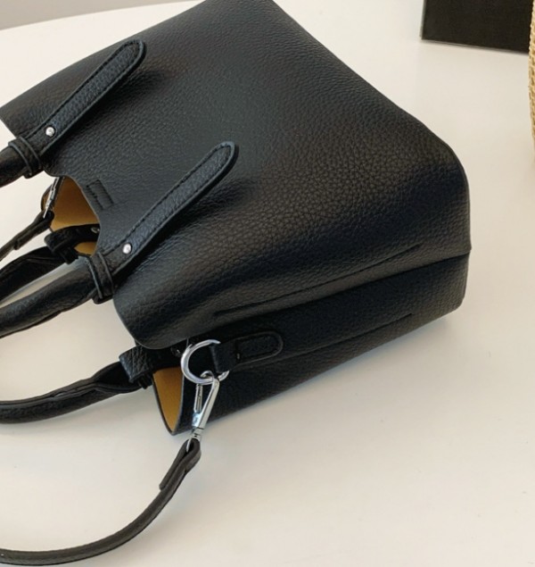 Customized PU Fashion Handbag for Women