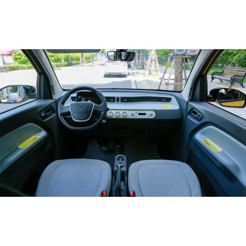 cheap electric Wuling MINIEV city car