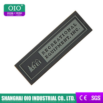 OIO Washable Decorative Practical Injection Technics Label With Embossed Logo For Bags and Garments