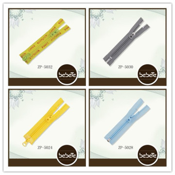 Factory price high quality colorful nylon zipper
