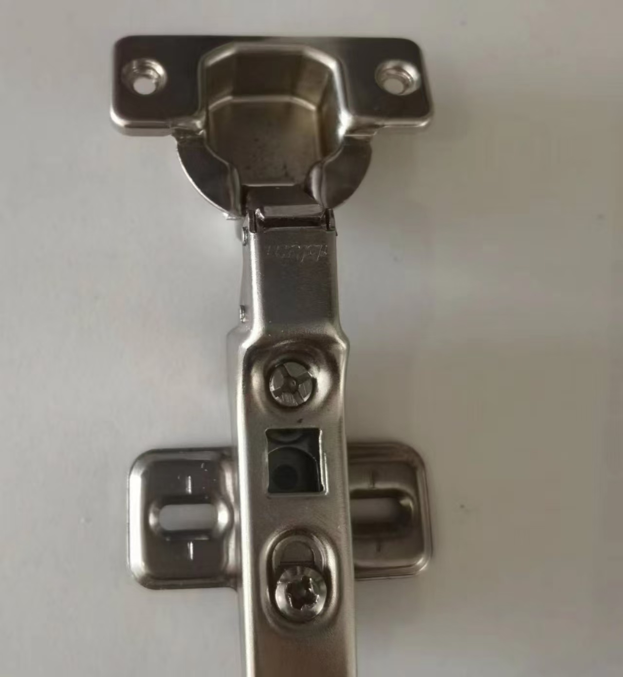 Door hinge