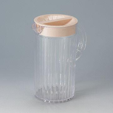 Plastic beverage jug, ideal for juice, milk or coffee, ideal for home use