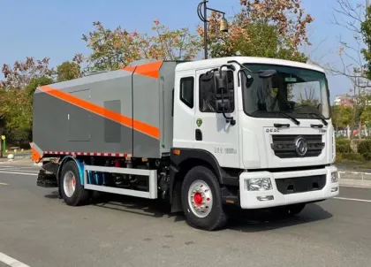 Dongfeng Road Cleaning Vacuum Sweeper Vacuum Street