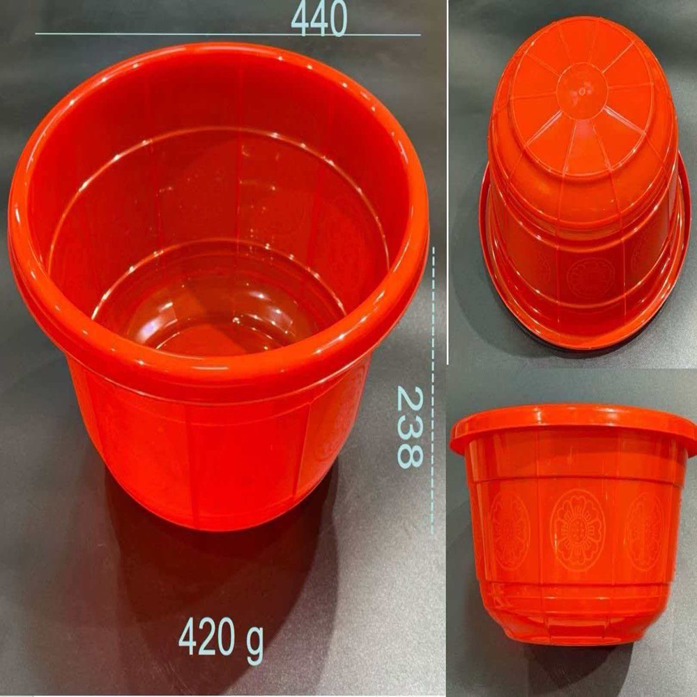 Red barrel custom injection mold 8