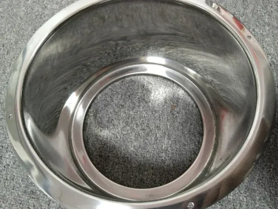 Stainless steel laboratory vessels