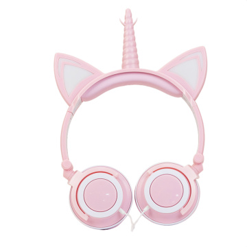 Regalo popular Cute Cat Ears Nuevos auriculares con cable