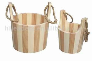 wooden bucket