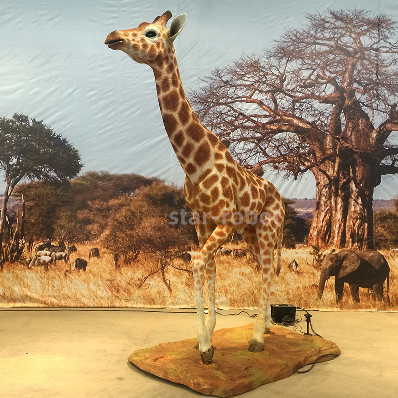 Animatronic animal Giraffe