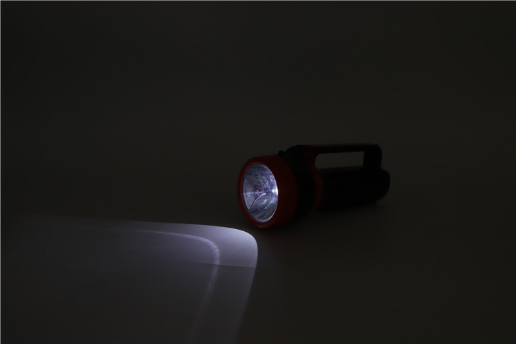 High Quality Rechargeable Flashlight Outdoor Handle Torch Portable LED Search Light