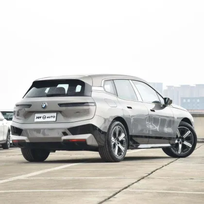 High-Speed 665km Luxurious Left-Steering Electric SUV: BMW iX for Travel
