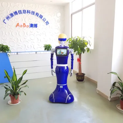 AI Humanoid Robots and Serve Robots in Hotel Applications