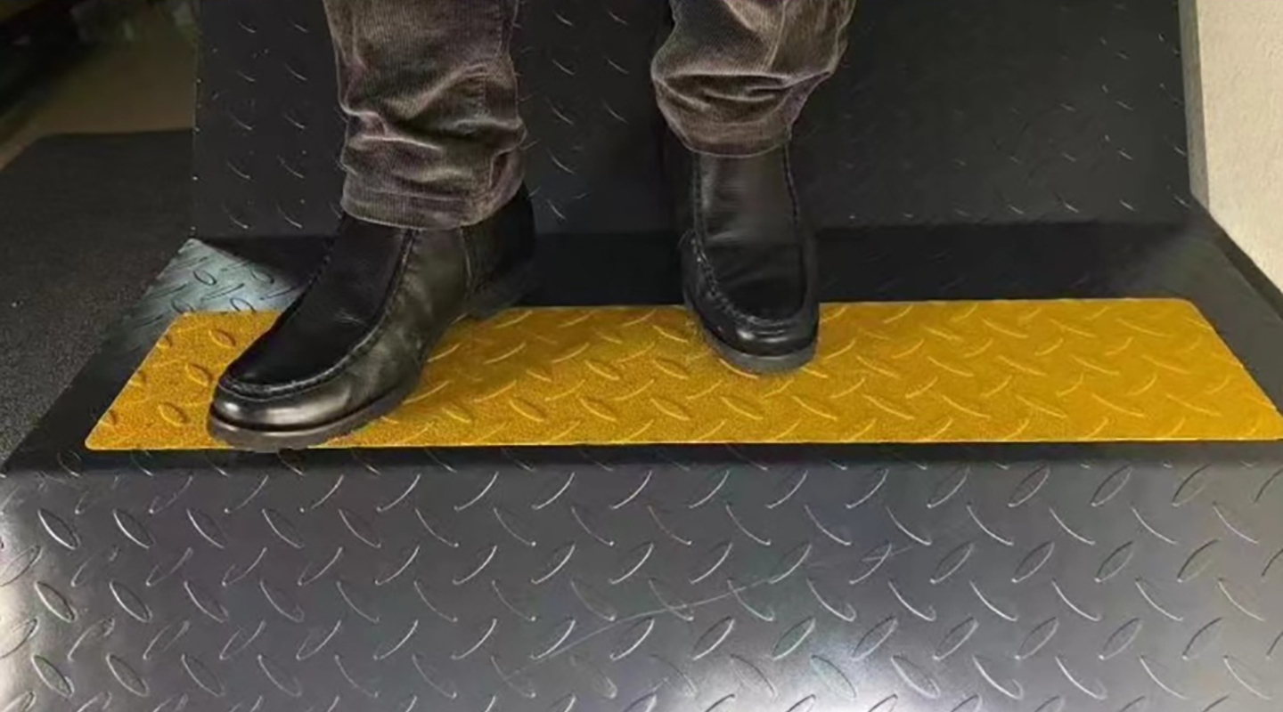 Aluminum-backed Anti Slip Tape