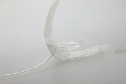 Radial artery compression device for interventional surgery