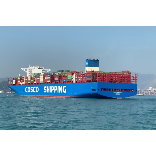Riparazioni e ricostruzioni professionali di navi portacontainer danneggiate