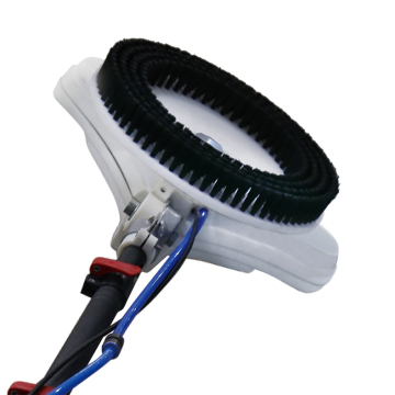 Electric Telescopic Solar Panel Cleaning Robot with Rotating Brush