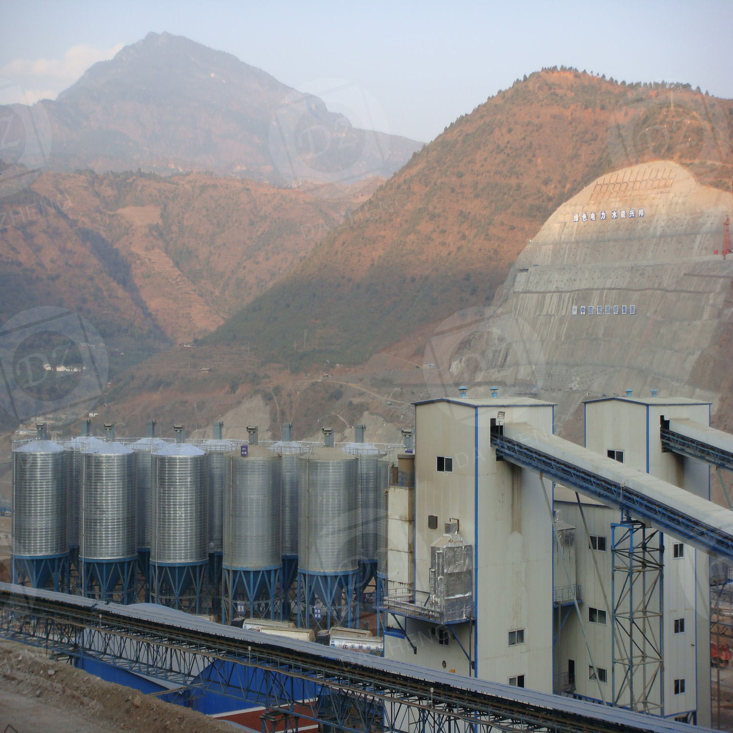 Bite-size silos for beer ingredients