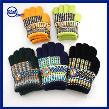 YHao 2016 High Quality Full Finger Elastic Gloves for Children