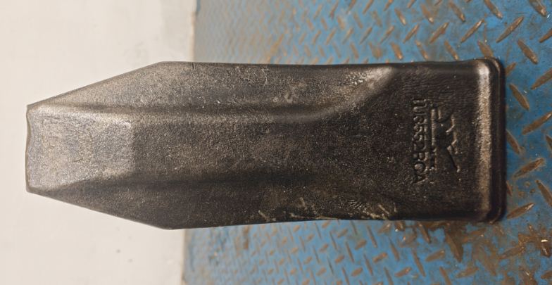 E345 excavator bucket teeth