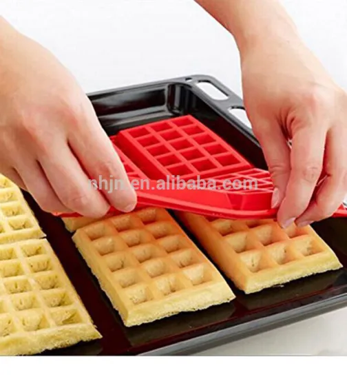 4-Cavity Waffle Mold Slicone Easy to Use Red