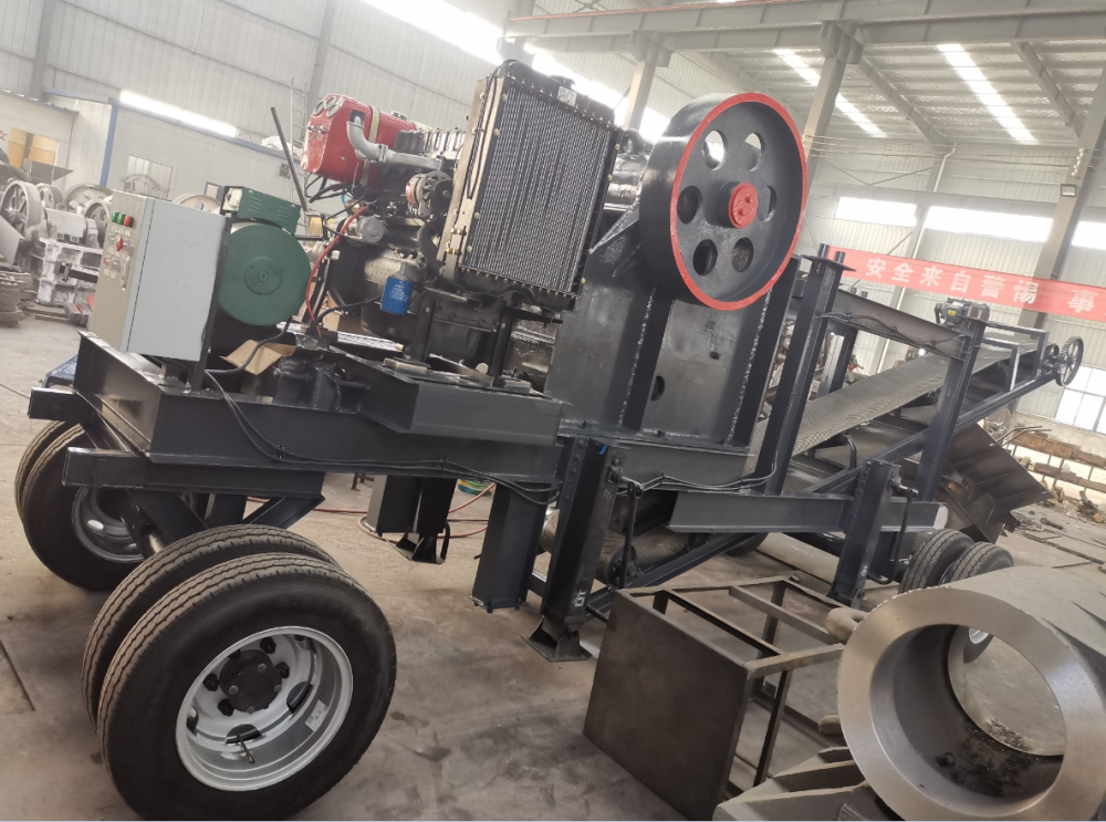 Mobile Diesel Crusher Plant 4