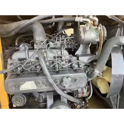 Affordable Second-Hand Xinyuan 75W Wheel Excavator with Wood Grabber for Sale