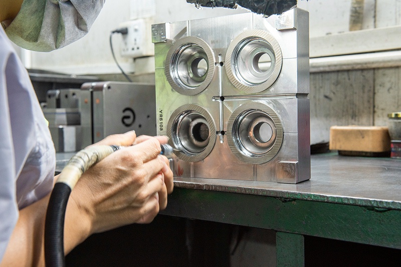 51ba1203a0594b1aa6184160bf427207_2