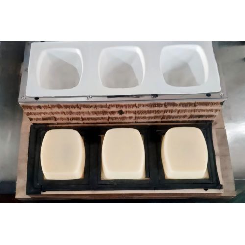 Molde de corte personalizado para produtos de celulose