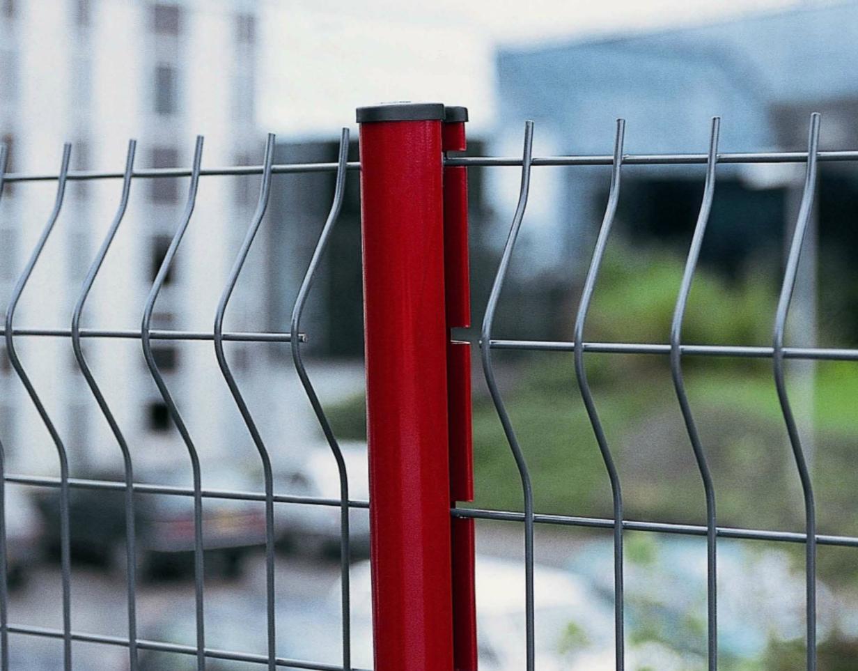 wire mesh fence 
