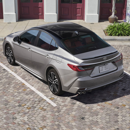 Hyundai Elantra 1.5L CVT használt autót online