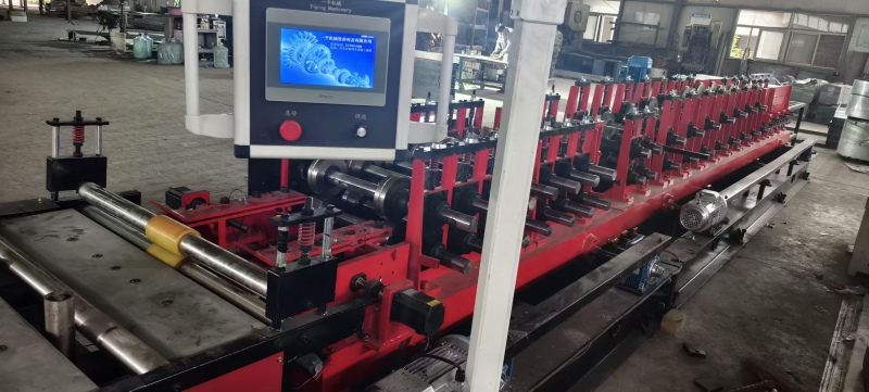 Bridge forming machine