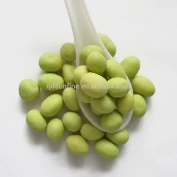 Natural flavor coated wasabi peanuts
