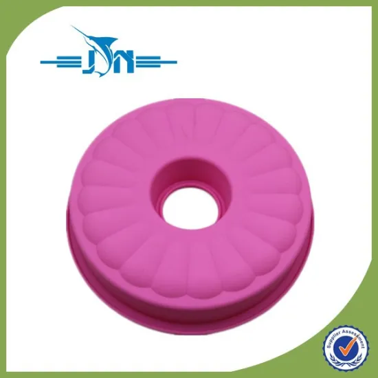 Multifunctional carbon steel cake mould